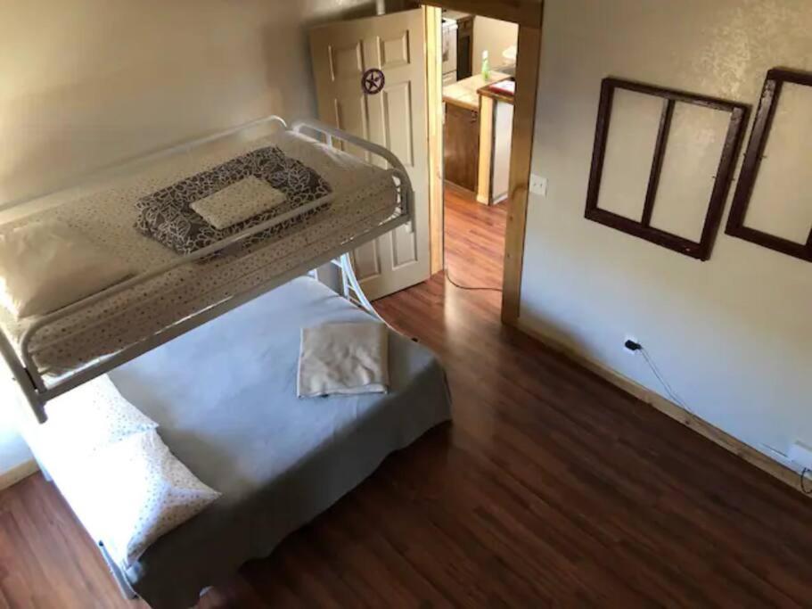 Cottonwood Creek Cabins - Alpine, Tx Екстер'єр фото