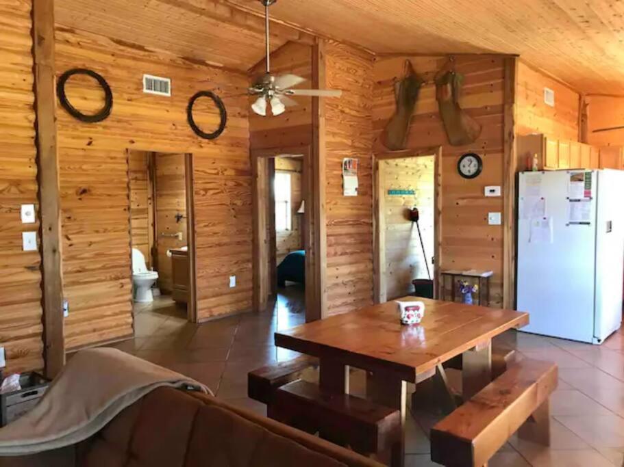 Cottonwood Creek Cabins - Alpine, Tx Екстер'єр фото
