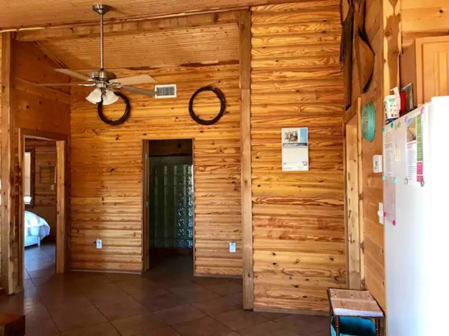 Cottonwood Creek Cabins - Alpine, Tx Екстер'єр фото