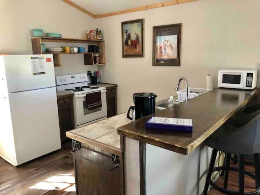 Cottonwood Creek Cabins - Alpine, Tx Екстер'єр фото